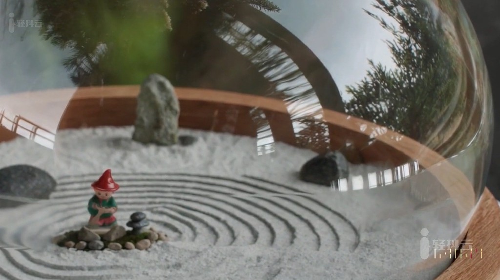 OpenAI文生短视频模型Sora生成的视频11-zen-garden-gnome禅宗花园微缩